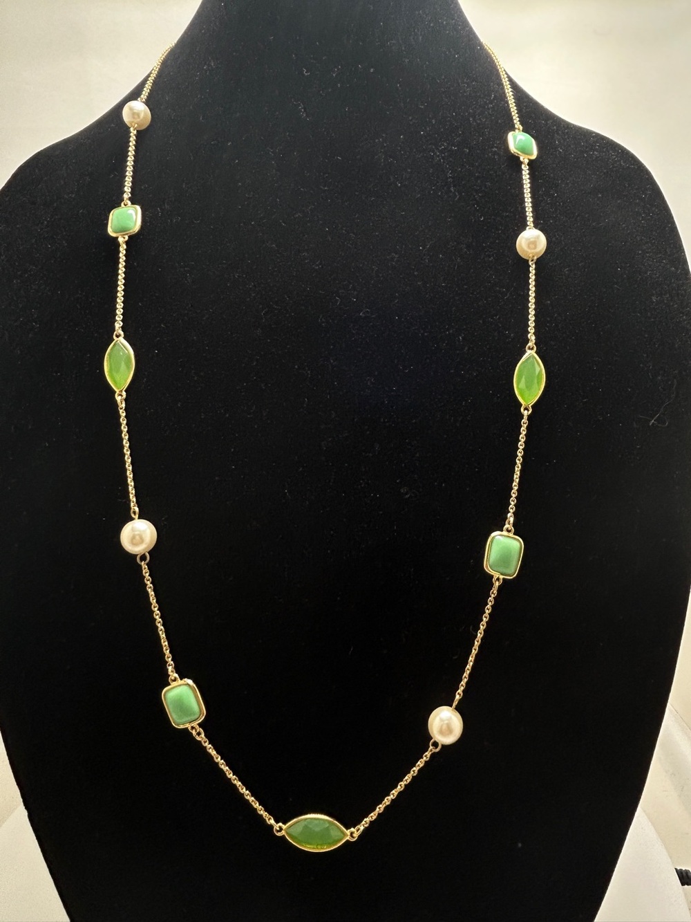 Kate Spade, Long Gold Necklace With Green Glass And Pearl Beads